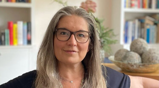 An Interview with Folk Features. Emma Outen asks - how I regained my senses!